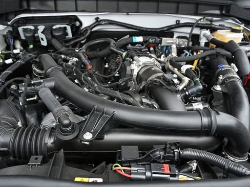 Used 2025 Ford Bronco Stroppe Edition image 35