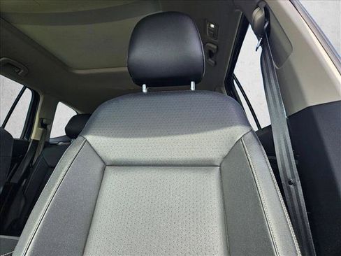 Used 2021 Volkswagen Atlas SEL FWD image 10