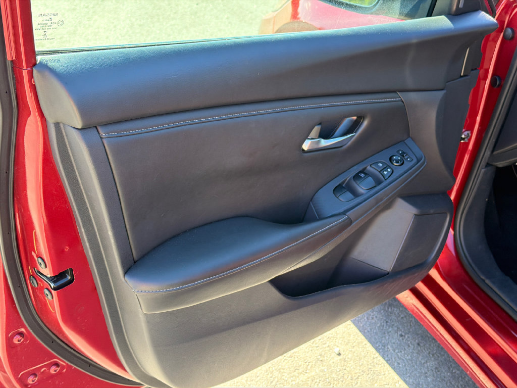 Used 2024 Nissan Sentra SV FWD image 10