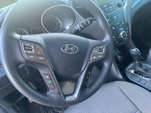 Used 2016 Hyundai Santa Fe Sport image 11