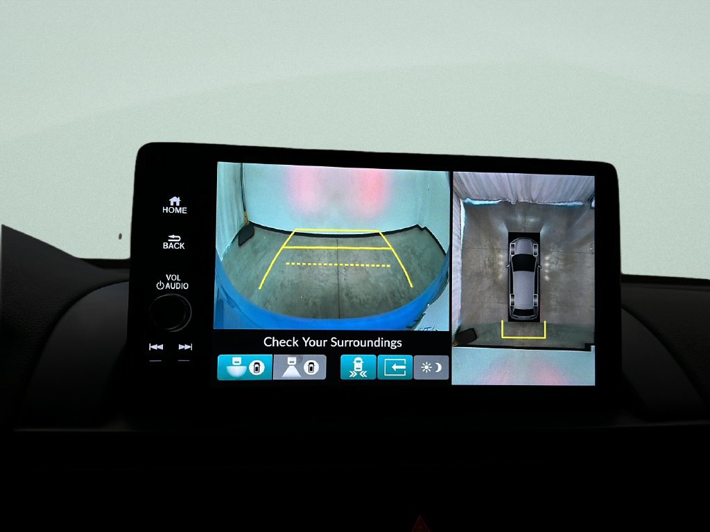 Certified 2024 Honda Pilot TrailSport image 38