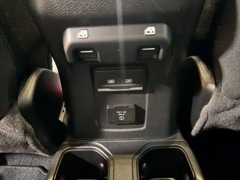 Used 2022 Jeep Wrangler Unlimited Sahara w/ Cold Weather Group image 13