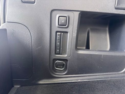 Used 2025 Ford Expedition Active image 7