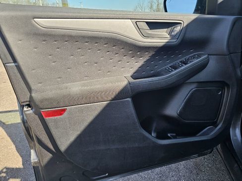 Used 2020 Ford Escape S AWD/4WD image 22