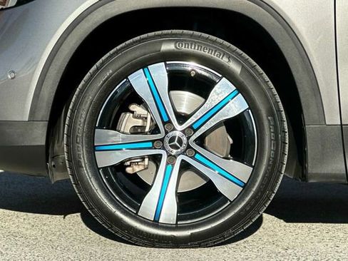 Certified 2022 Mercedes-Benz EQB 350 4MATIC image 37