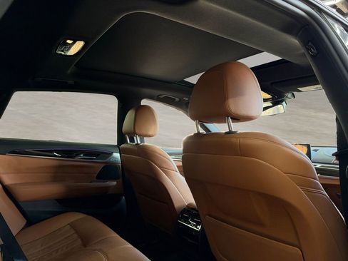 Used 2018 BMW 640i Gran Turismo xDrive image 27