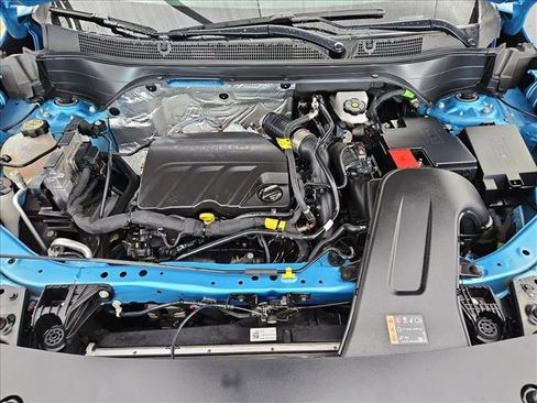 Used 2025 Chevrolet Trax RS w/ Driver Confidence Package image 23