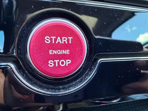 Used 2018 Jaguar XF Premium RWD image 48