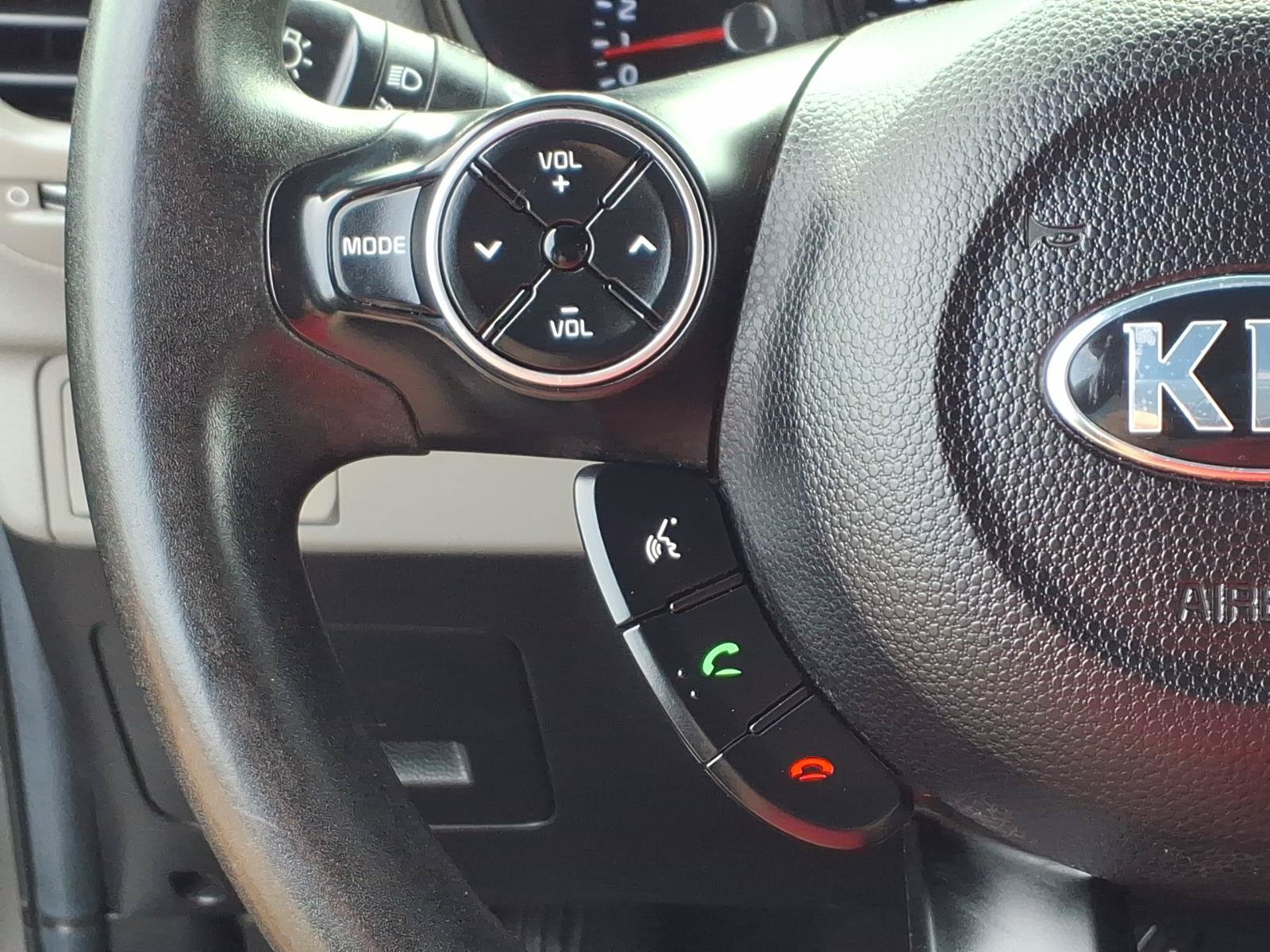 Used 2015 Kia Soul FWD image 15