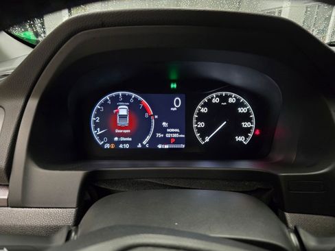 Used 2025 Honda Ridgeline Sport image 24
