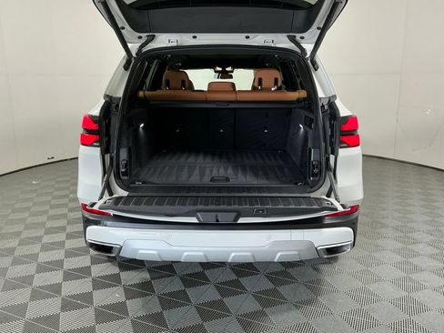 Certified 2024 BMW X5 sDrive40i w/ Parking Assistance Package RWD image 8