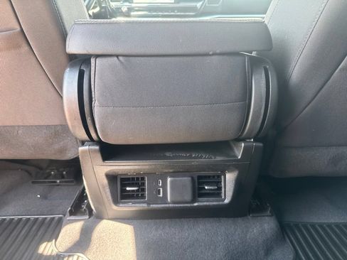 Used 2025 GMC Sierra 2500 SLE w/ SLE Convenience Package AWD/4WD image 19