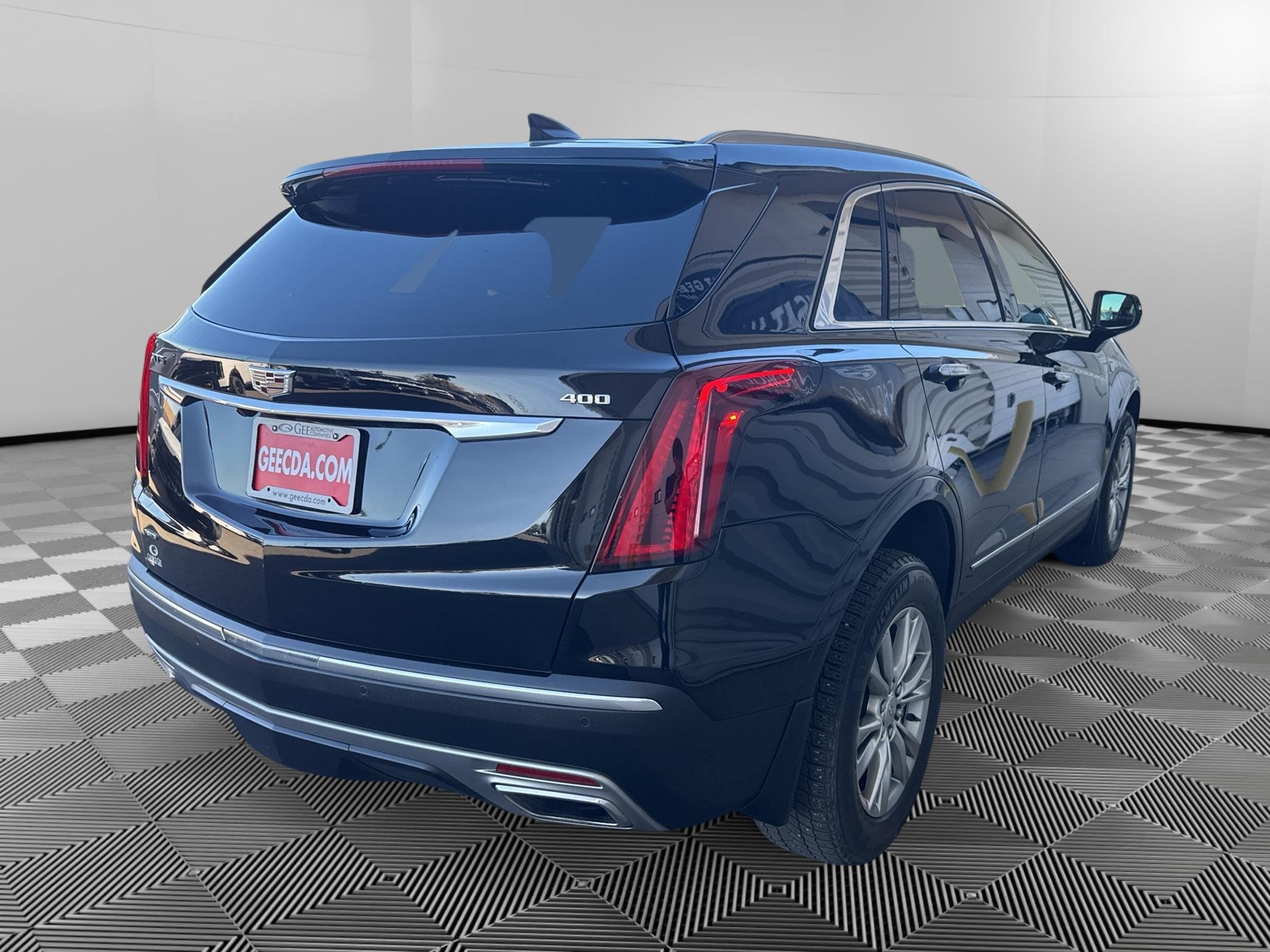 Used 2022 Cadillac XT5 Premium Luxury AWD/4WD image 4