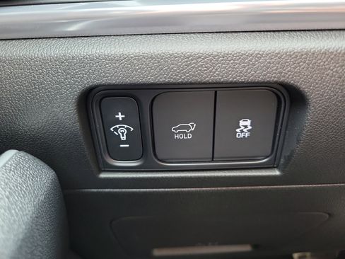 Certified 2025 Kia Sorento SX FWD image 26