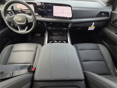 New 2026 Chevrolet Suburban LT w/ Comfort Package image 10