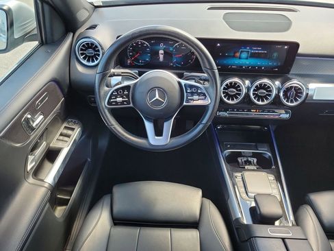 Certified 2022 Mercedes-Benz GLB 250 image 13