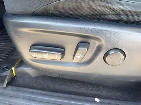 Used 2018 Toyota 4Runner SR5 image 10