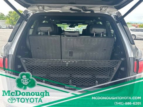 Certified 2025 Toyota Sequoia Platinum AWD/4WD image 6
