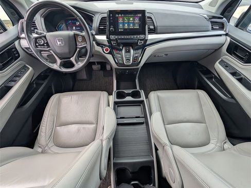Used 2021 Honda Odyssey Touring image 9