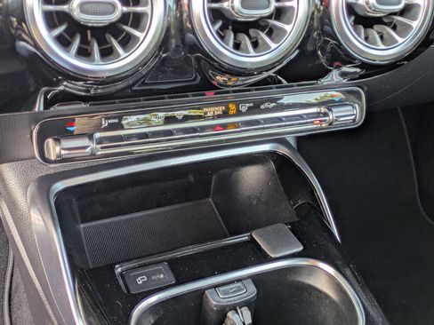 Used 2021 Mercedes-Benz A 35 AMG AMG A 35 image 24