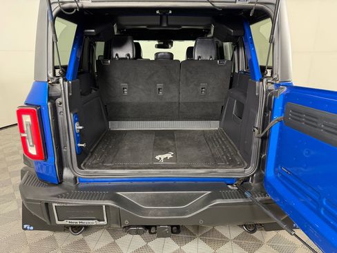 Used 2022 Ford Bronco Badlands w/ Sasquatch Package AWD/4WD image 29