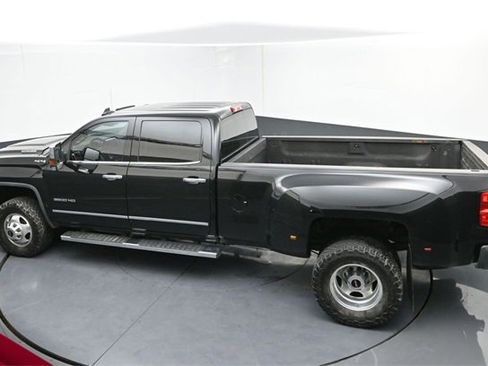 Used 2018 GMC Sierra 3500 SLT w/ Duramax Plus Package image 22