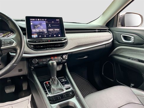 Certified 2022 Jeep Compass 4WD image 20