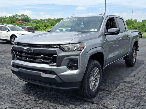 Certified 2023 Chevrolet Colorado LT w/ LT Convenience Package RWD image 3