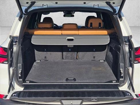 Used 2025 BMW X5 xDrive40i w/ Premium Package image 7