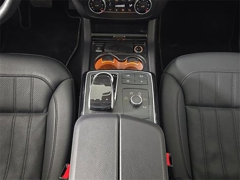 Used 2019 Mercedes-Benz GLS 450 4MATIC image 24