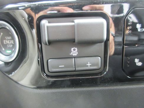 New 2026 GMC Sierra 1500 SLE w/ Max Trailering Package AWD/4WD image 19