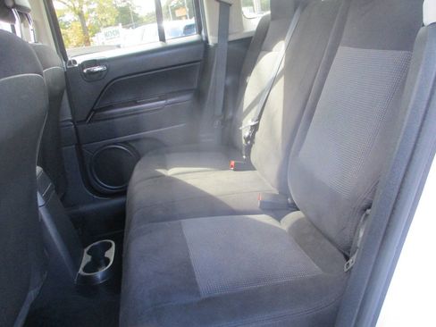 Used 2015 Jeep Patriot Latitude image 8