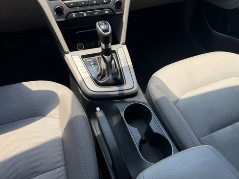 Used 2017 Hyundai Elantra SE w/ SE A/T Tech Package 03 FWD image 17