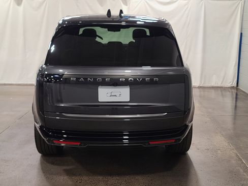 New 2026 Land Rover Range Rover Long Wheelbase SE AWD/4WD image 8