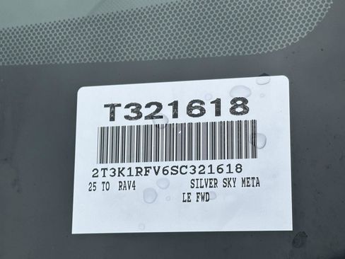 Certified 2025 Toyota RAV4 LE FWD image 14