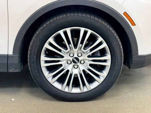 Used 2018 Lincoln MKX Reserve w/ Lincoln MKX Climate Package AWD/4WD image 4