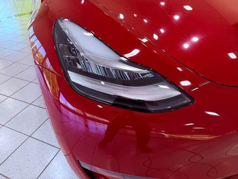 Used 2022 Tesla Model Y Long Range AWD/4WD image 15