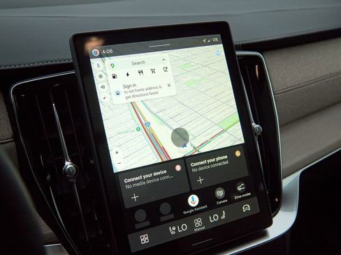 New 2026 Volvo XC90 T8 Plus w/ Protection Package image 14