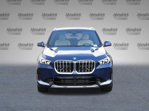 Certified 2025 BMW X1 xDrive28i w/ Convenience Package image 8