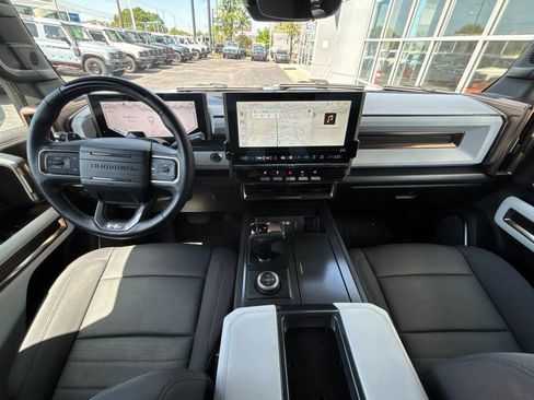 Used 2025 GMC Hummer EV 2X AWD/4WD image 35