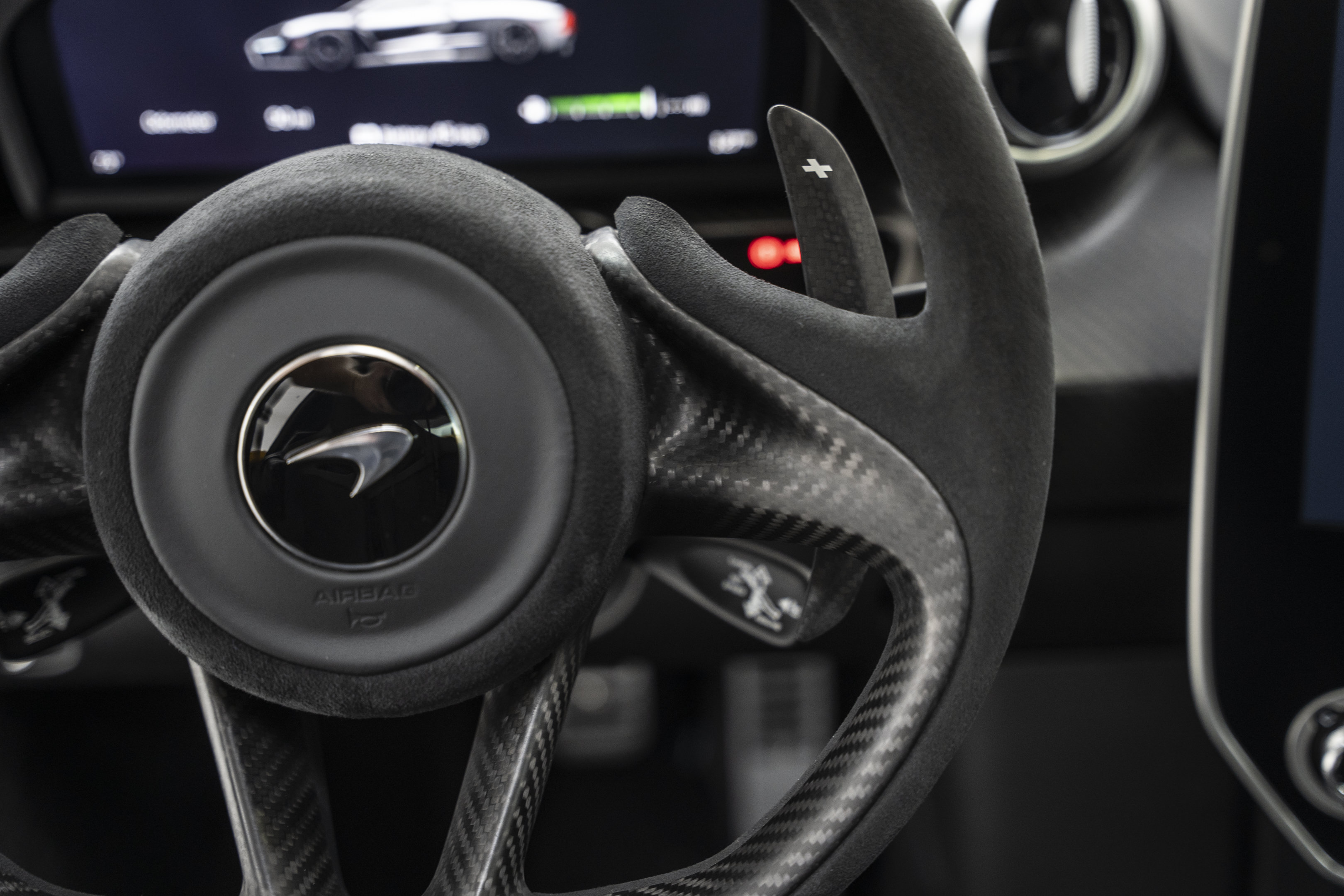 Used 2019 McLaren Senna RWD image 43