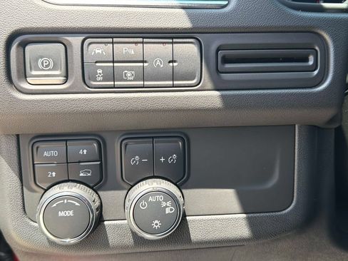 Used 2024 Chevrolet Tahoe RST w/ Luxury Package AWD/4WD image 34