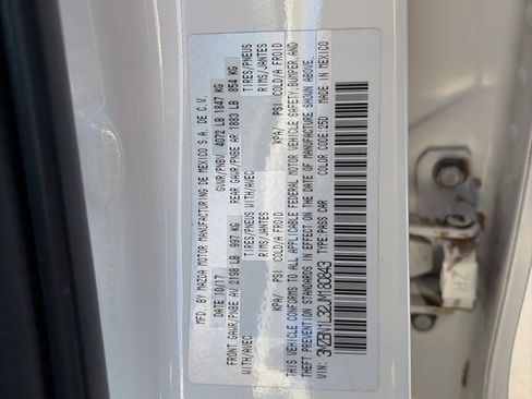 Used 2018 MAZDA MAZDA3 Touring image 13