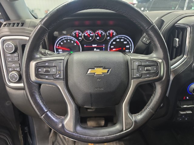Used 2021 Chevrolet Silverado 1500 LT AWD/4WD image 13