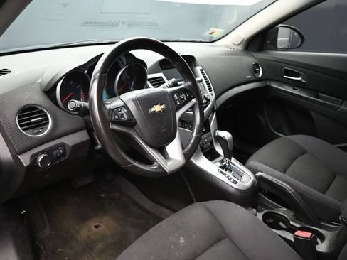 Used 2013 Chevrolet Cruze LT FWD image 11