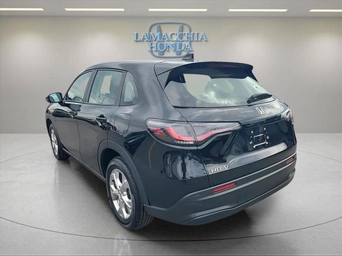 Used 2023 Honda HR-V LX image 3