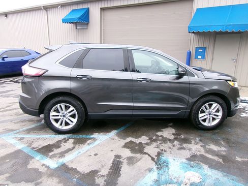 Used 2017 Ford Edge SEL w/ Equipment Group 201A image 7