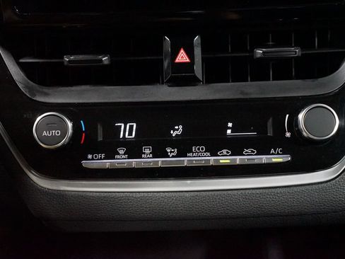Certified 2024 Toyota Corolla LE FWD image 20