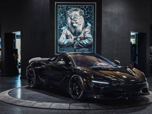 Used 2024 McLaren 750S Spider image 56