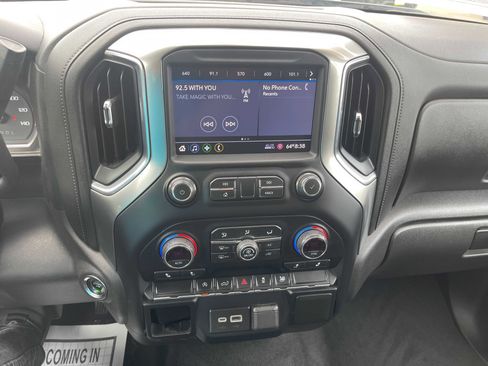 Used 2020 Chevrolet Silverado 1500 LT w/ All-Star Edition image 22